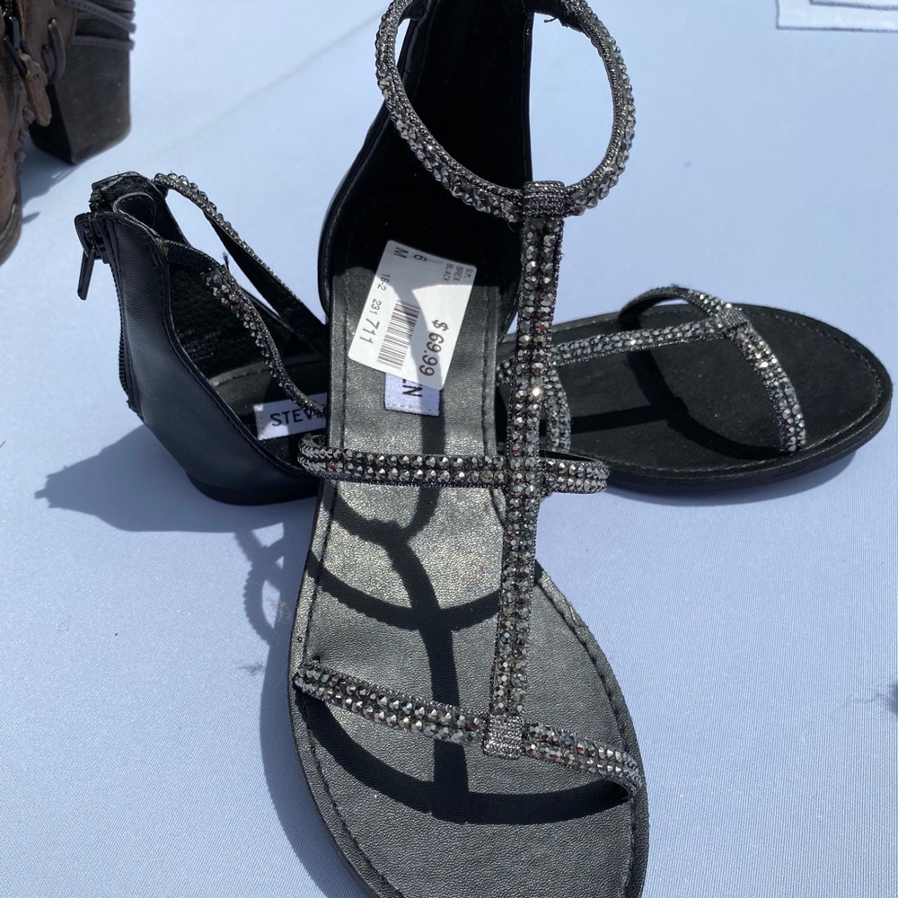 Beautiful sandals!